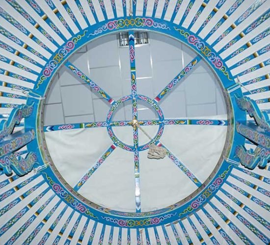 Yurt crown